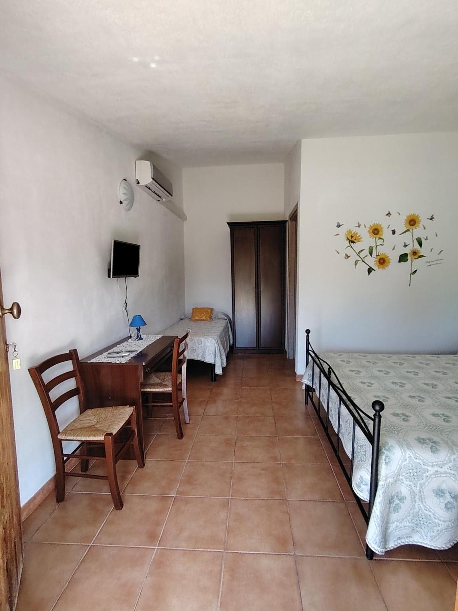 Agriturismo Sa E Padedda Mores Oda fotoğraf