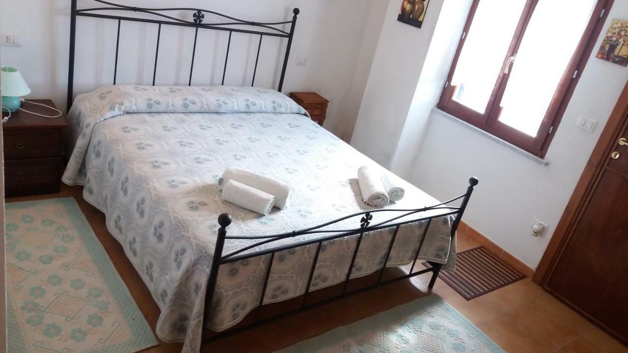 Agriturismo Sa E Padedda Mores Dış mekan fotoğraf