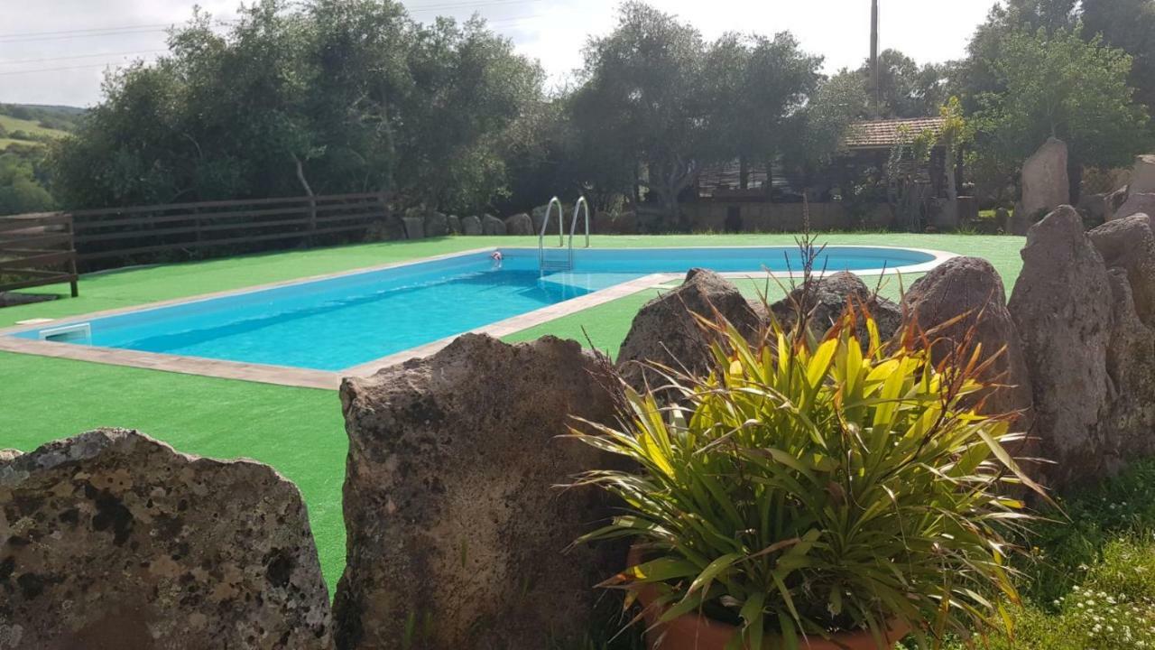 Agriturismo Sa E Padedda Mores Dış mekan fotoğraf